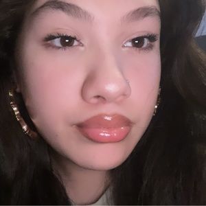 Meet your Posher, Destiny